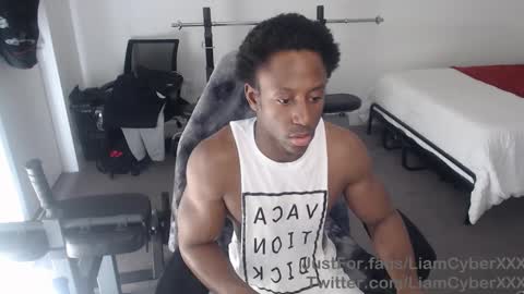 Snapshot of loveleexd21 chatting on 02.02.25 loveleexd21 online show from 02.02.25