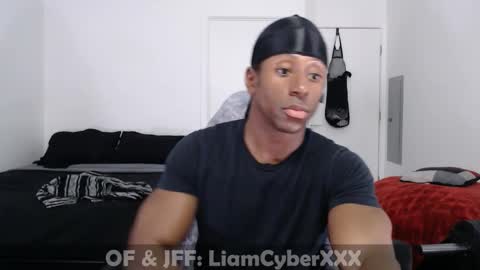 Snapshot of loveleexd21 chatting on 11.21.25 loveleexd21 online show from 11.21.25