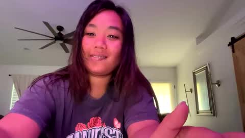 Love online show from 02.16.25