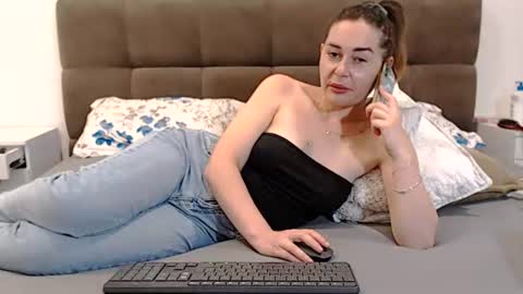 Snapshot of lovellykitty_1 chatting on 07.14.26 lovellykitty online show from 07.14.26