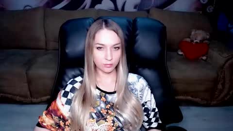 private open online show from 10.24.25