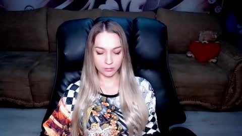 private open online show from 11.01.25