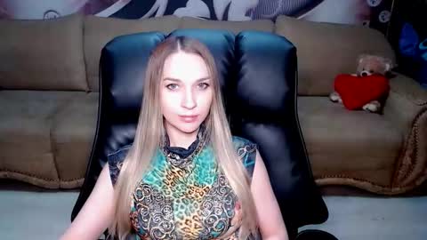 private open online show from 11.15.25