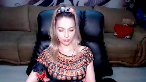 private open online show from 12.02.25