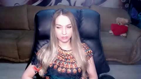 private open online show from 12.21.25