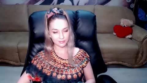 private open online show from 03.05.26