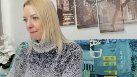 lovely__audrey online show from 02.24.26