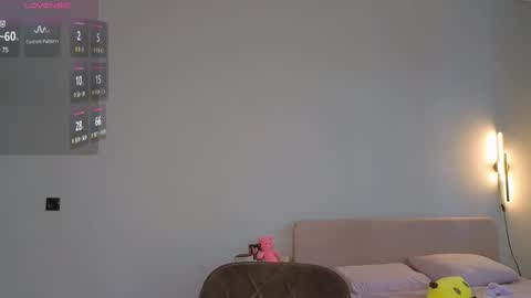 Jenny online show from 02.25.25