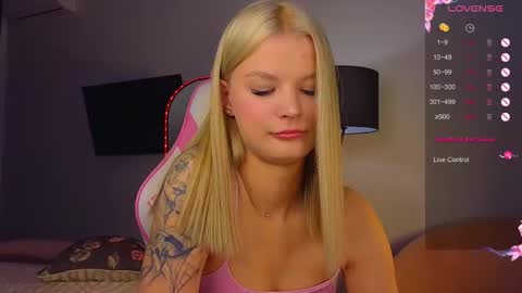 Jenny online show from 11.07.25