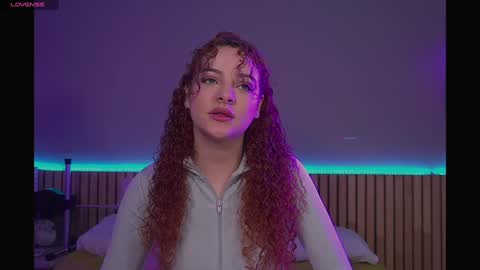 Snapshot of lovely_emma18 chatting on 01.15.25 Emma online show from 01.15.25