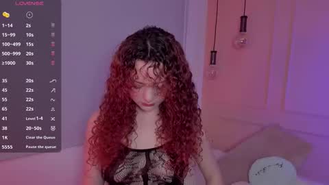 Snapshot of lovely_emma18 chatting on 09.22.25 Emma online show from 09.22.25