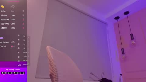 Snapshot of lovely_emma18 chatting on 10.03.25 Emma online show from 10.03.25