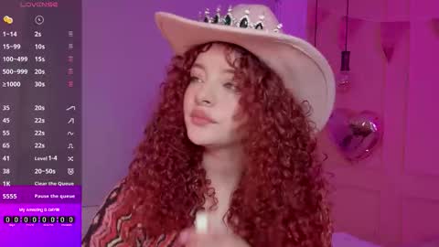 Snapshot of lovely_emma18 chatting on 11.22.25 Emma online show from 11.22.25