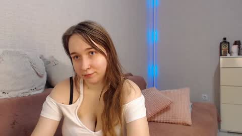 Snapshot of lovely_hayley chatting on 01.14.25 Lovely Hayley online show from 01.14.25