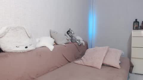 Snapshot of lovely_hayley chatting on 09.21.25 Lovely Hayley online show from 09.21.25