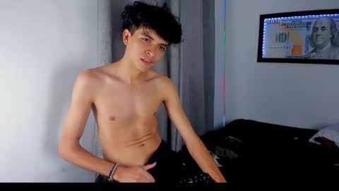 Salo online show from 04.13.26