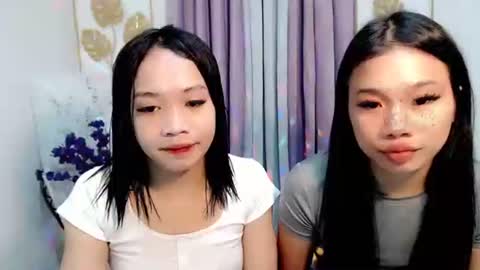 lovely_lianne online show from 10.19.25