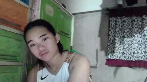 Snapshot of lovely_marie572336 chatting on 02.20.26 lovely_marie572336 online show from 02.20.26