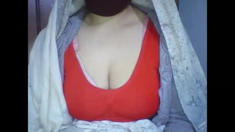 Snapshot of lovely_sweet_girl chatting on 01.06.25 katrina follow me guys online show from 01.06.25