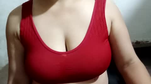 Snapshot of lovely_sweet_girl chatting on 07.13.26 katrina follow me guys online show from 07.13.26