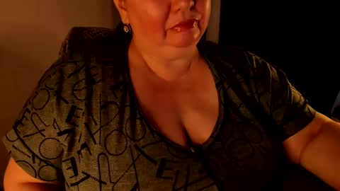 Anelana online show from 02.10.25