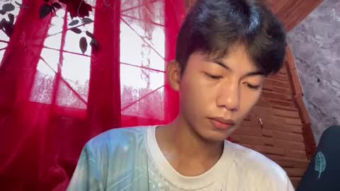 Snapshot of lovelyboy_jm chatting on 05.13.26 lovelyboy_jm online show from 05.13.26