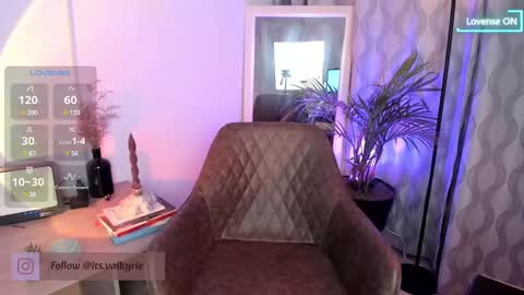 Snapshot of lovelygirl45 chatting on 03.07.25 Valerie online show from 03.07.25