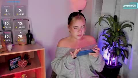 Snapshot of lovelygirl45 chatting on 02.24.26 Valerie online show from 02.24.26