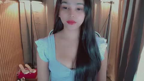Snapshot of lovelylaiza chatting on 01.10.26 Cutie Laiza online show from 01.10.26