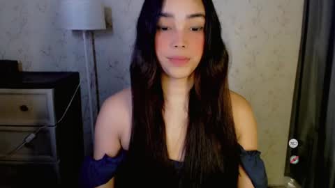Snapshot of lovelylaiza chatting on 07.03.26 Cutie Laiza online show from 07.03.26