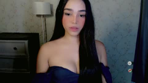 Snapshot of lovelylaiza chatting on 07.06.26 Cutie Laiza online show from 07.06.26