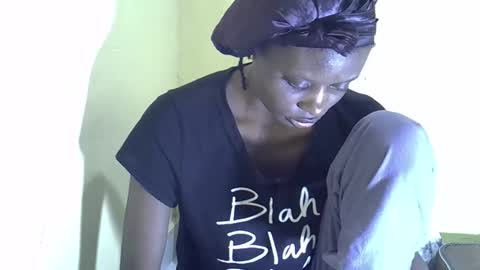 lovelymee2 online show from 10.30.25