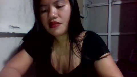 lovelymocha27s online show from 10.10.25