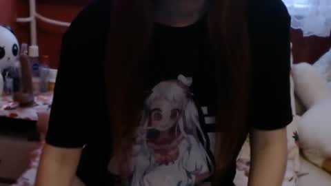 Snapshot of lovelynekochan chatting on 02.27.25 Lisa Cherry online show from 02.27.25