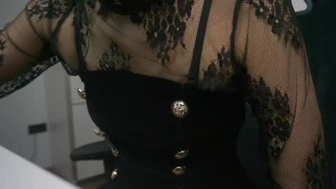 kim online show from 01.25.25