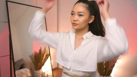 kim online show from 02.14.25