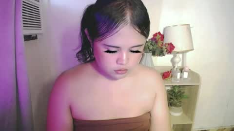 Snapshot of lovelypinaychubsx chatting on 06.23.26 lovely online show from 06.23.26