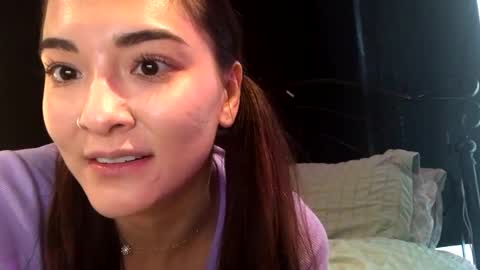 Snapshot of lovelyqueenaria chatting on 01.01.25 Queen Aria online show from 01.01.25