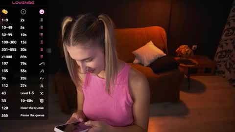 Anna online show from 11.25.25