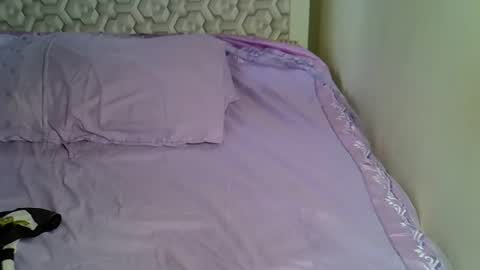 lovelytin online show from 11.30.25