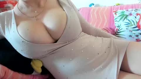 Snapshot of lovelywoman23 chatting on 02.20.25 lovelywoman23 online show from 02.20.25