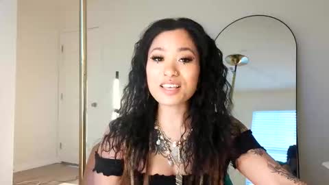 lovelyxmacii online show from 03.02.26