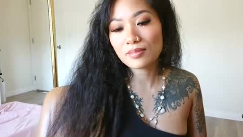 Snapshot of lovelyxmacii chatting on 06.14.26 lovelyxmacii online show from 06.14.26