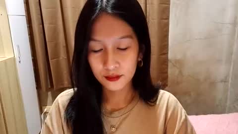 loveme_fiona online show from 12.15.25