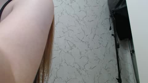 Mary Love online show from 11.03.25