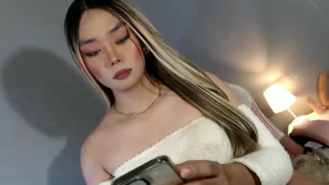 lovers moon22 online show from 01.14.25