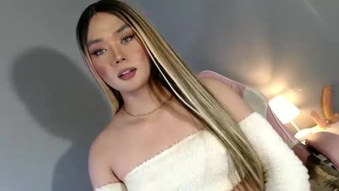 lovers moon22 online show from 01.15.25