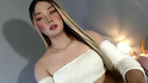 lovers moon22 online show from 01.19.25