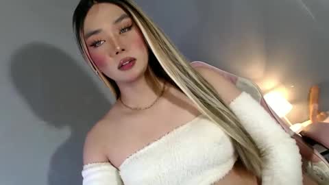 lovers moon22 online show from 01.24.25