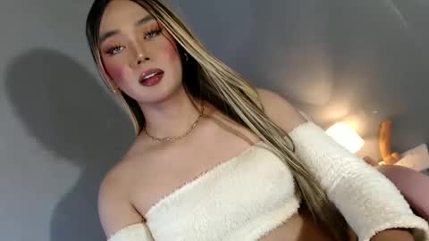 lovers moon22 online show from 01.27.25